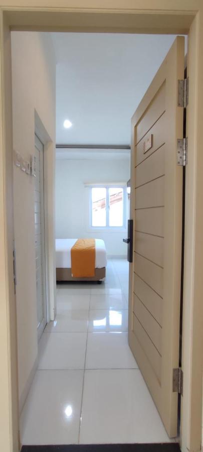 Batik Oma House Hotel Yogyakarta Exterior photo
